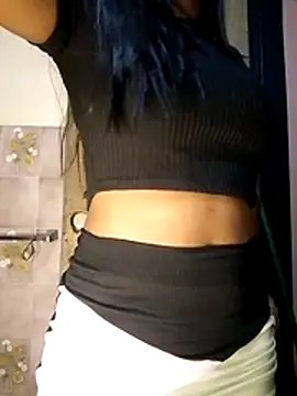 Snapshot of Zoe_Renata chatting on 07-19-26, 03:21 Zoe Renata online show from 07-19-26, 03:21