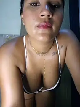 Snapshot of Zoe_Renata chatting on 08-01-26, 02:44 Zoe Renata online show from 08-01-26, 02:44
