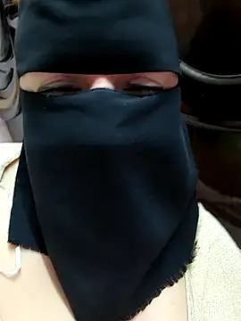 Snapshot of Warda_Egy chatting on 02-20-26, 10:38 Warda Egy online show from 02-20-26, 10:38