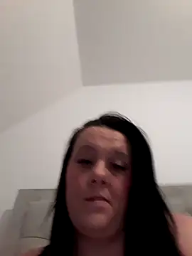 louisa36 online show from 02-11-26, 10:15