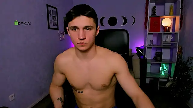 Snapshot of emmanuel_shine chatting on 02-23-26, 01:19 emmanuel shine online show from 02-23-26, 01:19