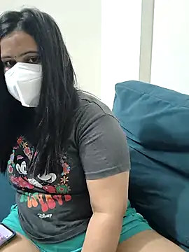 Snapshot of Siya__499 chatting on 02-15-26, 06:59 Siya 499 online show from 02-15-26, 06:59