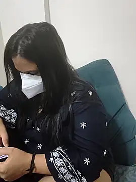 Snapshot of Siya__499 chatting on 02-19-26, 06:59 Siya 499 online show from 02-19-26, 06:59