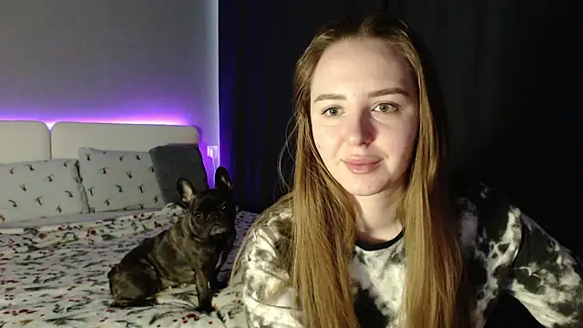 Snapshot of Reyleys chatting on 03-05-26, 09:27 Reyleys online show from 03-05-26, 09:27