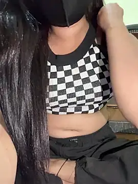 Snapshot of Cutedesigirl chatting on 02-27-26, 05:13 Cutedesigirl online show from 02-27-26, 05:13