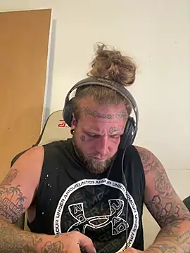 Smokebluntafterblunt online show from 07-31-26, 03:39