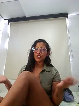 Snapshot of Camila_Lopez1 chatting on 02-11-26, 05:07 Camila Lopez1 online show from 02-11-26, 05:07