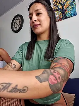 Paola andrade online show from 02-23-26, 03:31