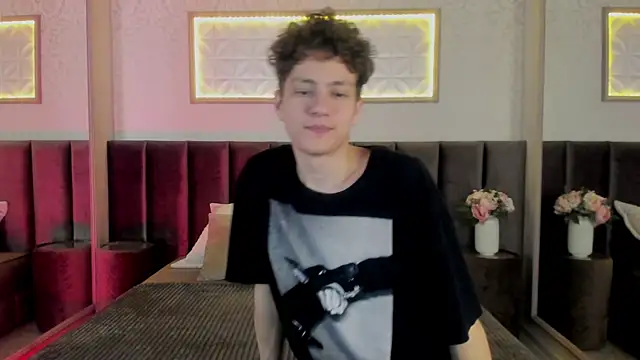 Snapshot of StefanBev chatting on 03-01-26, 08:11 StefanBev online show from 03-01-26, 08:11