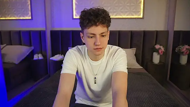 Snapshot of StefanBev chatting on 03-13-26, 08:48 StefanBev online show from 03-13-26, 08:48