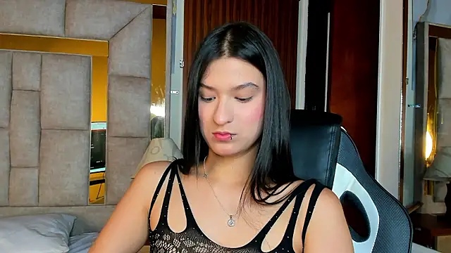 Snapshot of AgathaSanderhs_ chatting on 02-13-26, 03:13 AgathaSanderhs online show from 02-13-26, 03:13