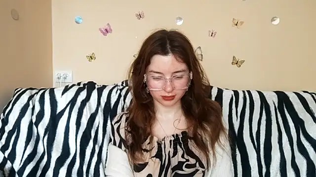 LanitaHemple online show from 04-26-26, 01:09