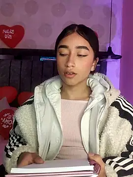 alahia pink online show from 02-21-26, 04:13