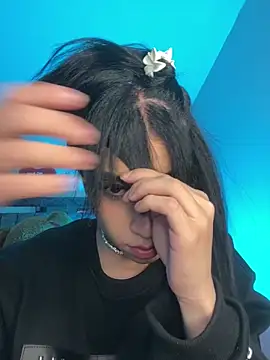 alahia pink online show from 03-15-26, 04:40