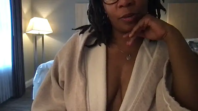 Snapshot of bisexualbeauty50 chatting on 02-11-26, 03:50 bisexualbeauty50 online show from 02-11-26, 03:50