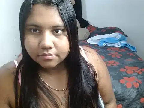 Snapshot of naomyandpablot chatting on 03-05-26, 02:40 naomyandpablot online show from 03-05-26, 02:40