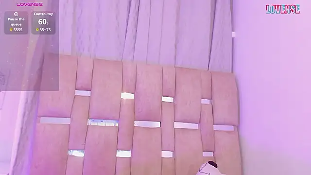 ValentiinaMoon online show from 03-08-26, 02:04