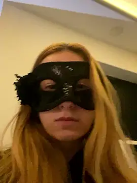 Snapshot of seluna_baby chatting on 02-10-26, 05:17 seluna baby online show from 02-10-26, 05:17