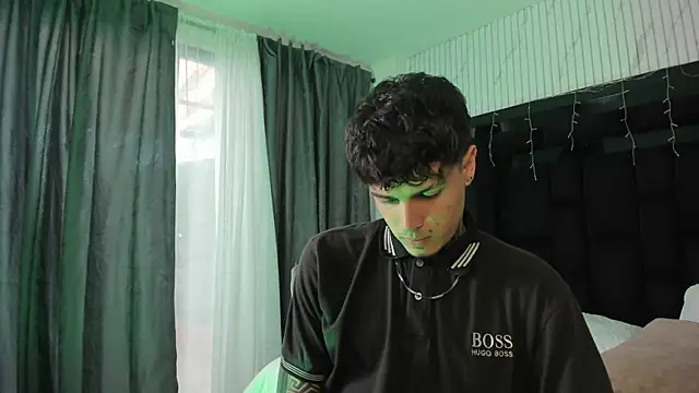 Snapshot of Declan-Foxx chatting on 04-03-26, 08:51 Declan-Foxx online show from 04-03-26, 08:51