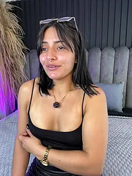 Nanda vixen  online show from 04-12-26, 09:53