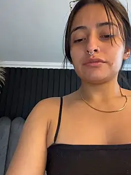 Snapshot of Nanda_vixen_ chatting on 06-14-26, 11:18 Nanda vixen online show from 06-14-26, 11:18