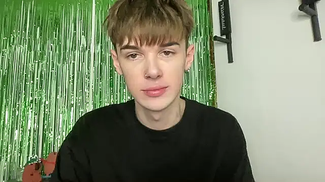 Snapshot of YourMilkyGuy chatting on 02-22-26, 06:06 YourMilkyGuy online show from 02-22-26, 06:06