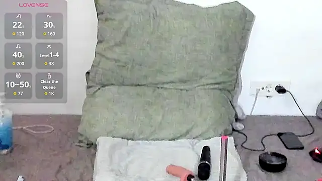 BellaDreamss online show from 06-13-26, 03:21