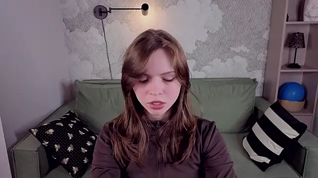 Snapshot of LesleySky chatting on 03-07-26, 08:39 LesleySky online show from 03-07-26, 08:39