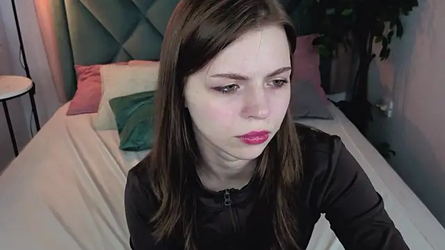 Snapshot of LesleySky chatting on 03-09-26, 08:24 LesleySky online show from 03-09-26, 08:24