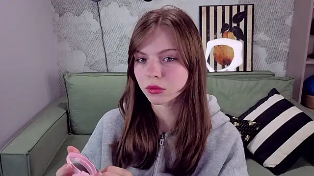 Snapshot of LesleySky chatting on 03-14-26, 08:25 LesleySky online show from 03-14-26, 08:25