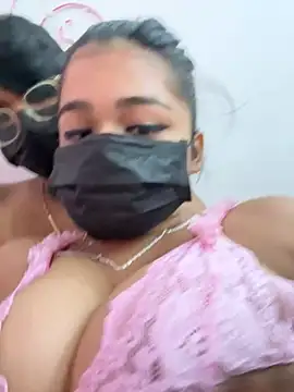 Snapshot of jerryandhunny chatting on 02-08-26, 05:05 jerryandhunny online show from 02-08-26, 05:05