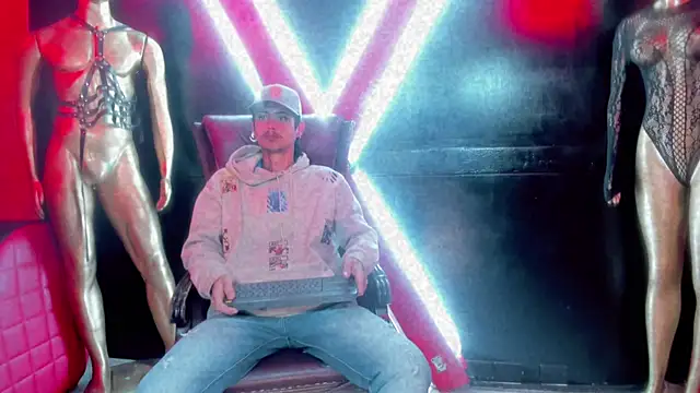 Snapshot of Damian-and-Camerum chatting on 03-01-26, 03:19 Damian-and-Camerum online show from 03-01-26, 03:19