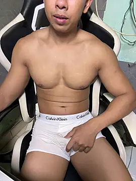 Snapshot of Graymenn chatting on 03-13-26, 03:02 Graymenn online show from 03-13-26, 03:02