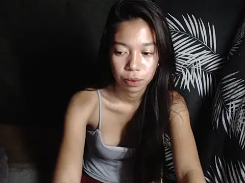 urgirlyflor online show from 04-05-26, 01:52