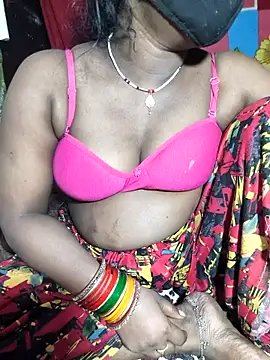 Snapshot of PRIYAGOYAL chatting on 02-22-26, 06:28 PRIYAGOYAL online show from 02-22-26, 06:28