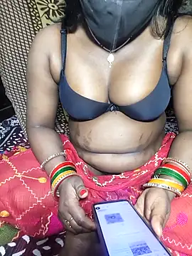 Snapshot of PRIYAGOYAL chatting on 02-24-26, 06:17 PRIYAGOYAL online show from 02-24-26, 06:17