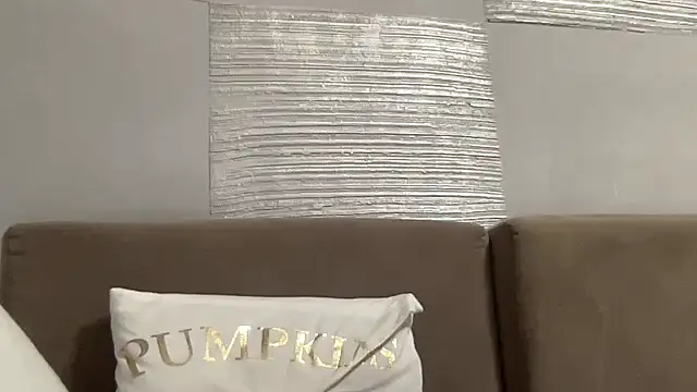 Darsy Rox online show from 04-29-26, 04:33