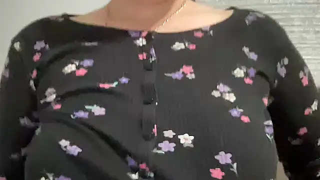 Darsy Rox online show from 04-29-26, 05:30