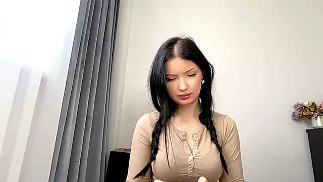 Snapshot of JoanGold chatting on 03-11-26, 07:25 JoanGold online show from 03-11-26, 07:25