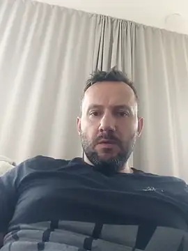 Snapshot of defaktor chatting on 05-16-26, 10:01 defaktor online show from 05-16-26, 10:01