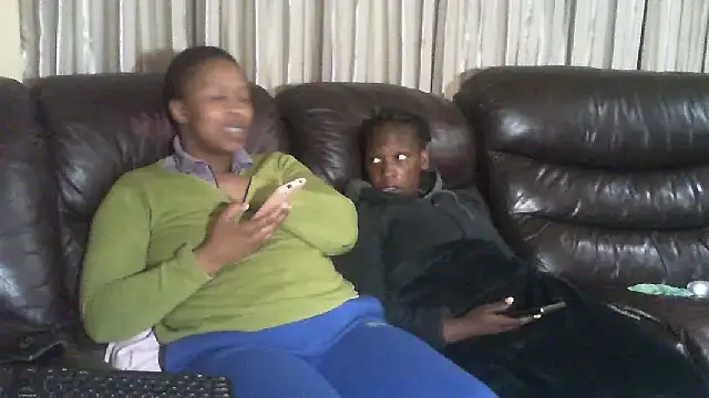 Caramel-Diva online show from 04-24-26, 04:20