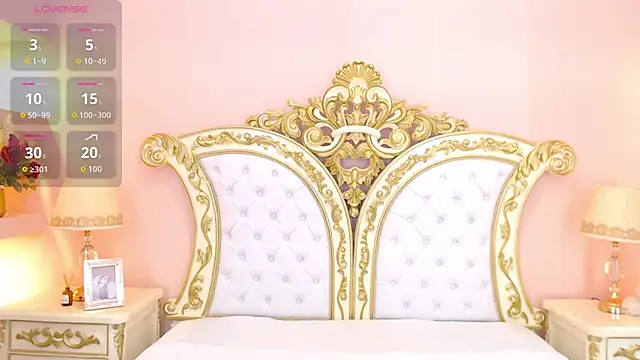 Snapshot of NatashaSilvers chatting on 03-10-26, 12:21 NatashaSilvers online show from 03-10-26, 12:21