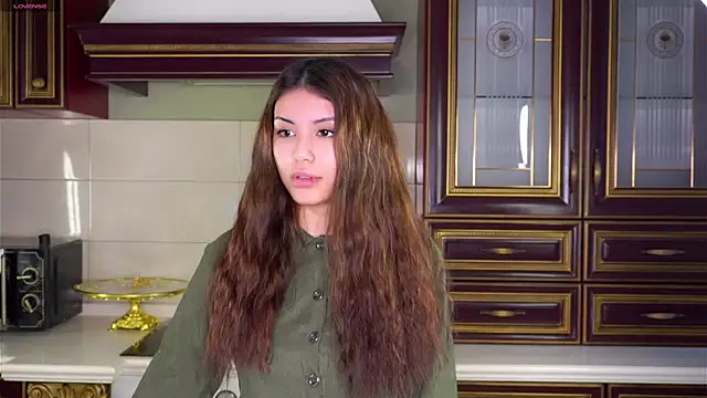 Snapshot of SulemaNeugin chatting on 03-13-26, 07:37 SulemaNeugin online show from 03-13-26, 07:37