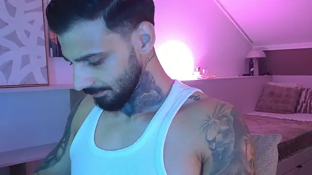 Snapshot of TristanGrey chatting on 03-28-26, 08:03 TristanGrey online show from 03-28-26, 08:03