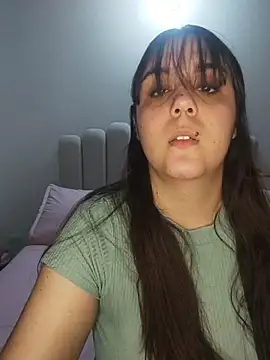 Snapshot of its_lauu_ chatting on 03-13-26, 04:41 its lauu online show from 03-13-26, 04:41