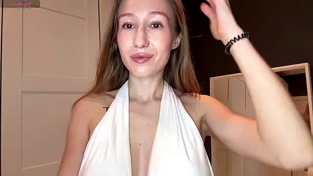 Alicecutepie online show from 07-04-26, 06:52
