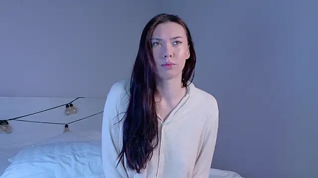 gwenonl1ne online show from 04-24-26, 01:13