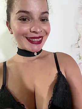 AriBeautiful online show from 05-06-26, 06:08