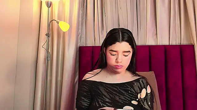 Snapshot of ValeriaBlythe chatting on 03-13-26, 06:47 ValeriaBlythe online show from 03-13-26, 06:47