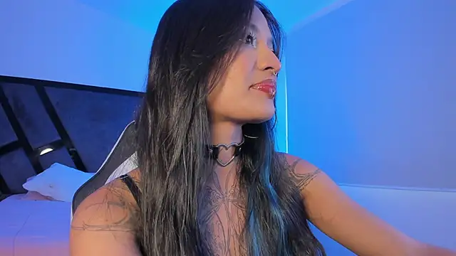 Snapshot of NicoleMonet1 chatting on 03-25-26, 10:38 NicoleMonet1 online show from 03-25-26, 10:38